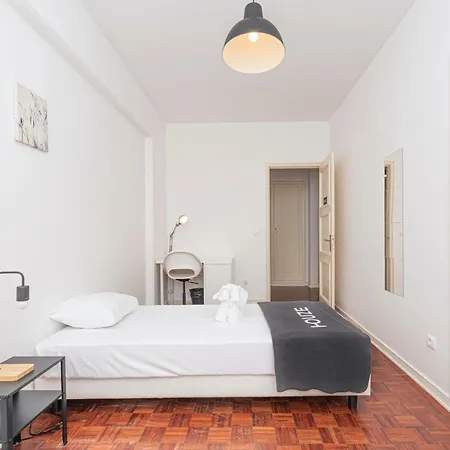 Houze Spacious Flat In Charming&historical Lissabon