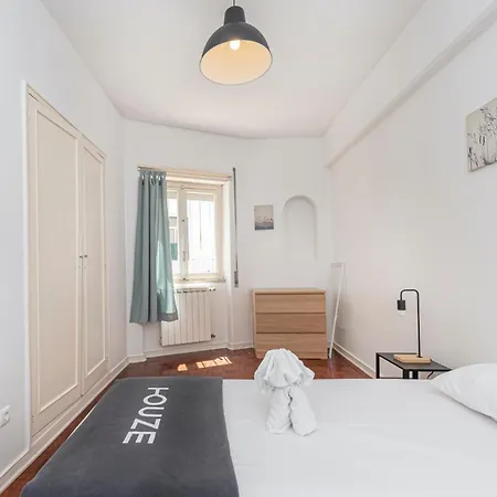 Houze Spacious Flat In Charming&historical 아파트 리스본