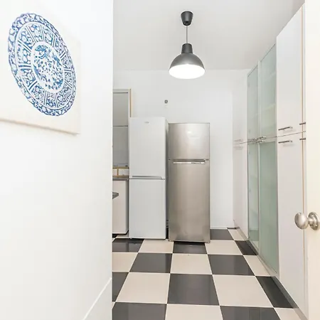 Houze Spacious Flat In Charming&historical 아파트