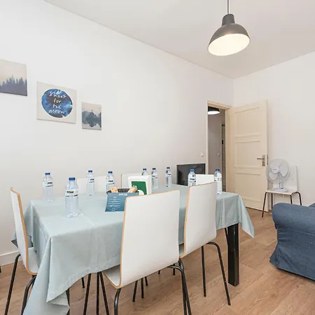 Houze Spacious Flat In Charming&historical * Lissabon